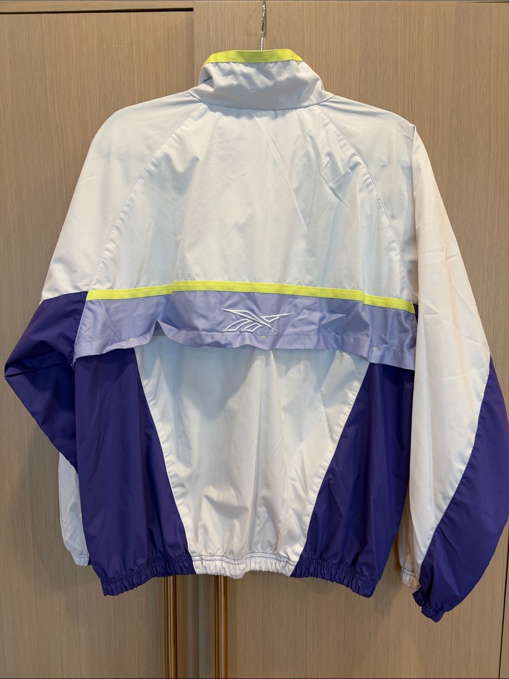 Reebok White Purple Windbreaker with Yellow Trim - Picture 5 of 6